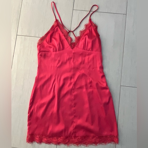 Revolve superdown dress - Picture 2 of 4